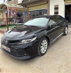 تۆیۆتا کامری